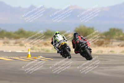 media/Sep-25-2023-Moto Forza (Mon) [[81ffa65e0a]]/B-C Group/Session 3 (Turn 16)/